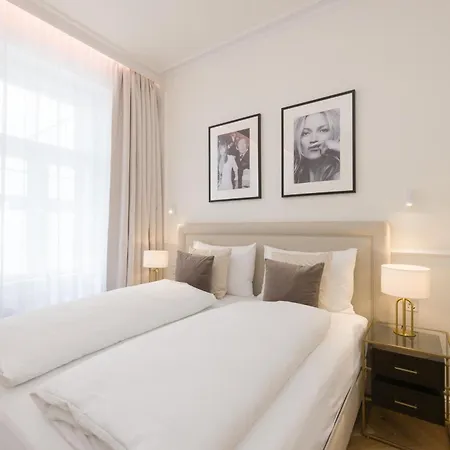 Rafael Kaiser - Signature Apartments City Centre-2