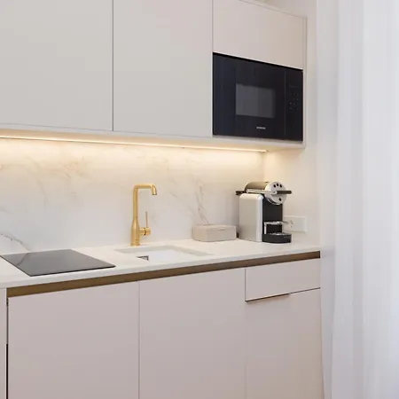 Rafael Kaiser - Signature Apartments City Centre-3