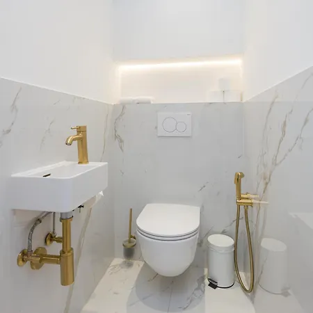 Rafael Kaiser - Signature Apartments City Centre-3